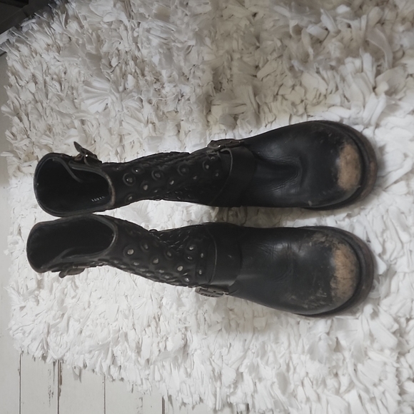 Frye Boots - Picture 3 of 10